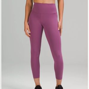 Lululemon Wunder Train High Rise Tight 25” Size 2